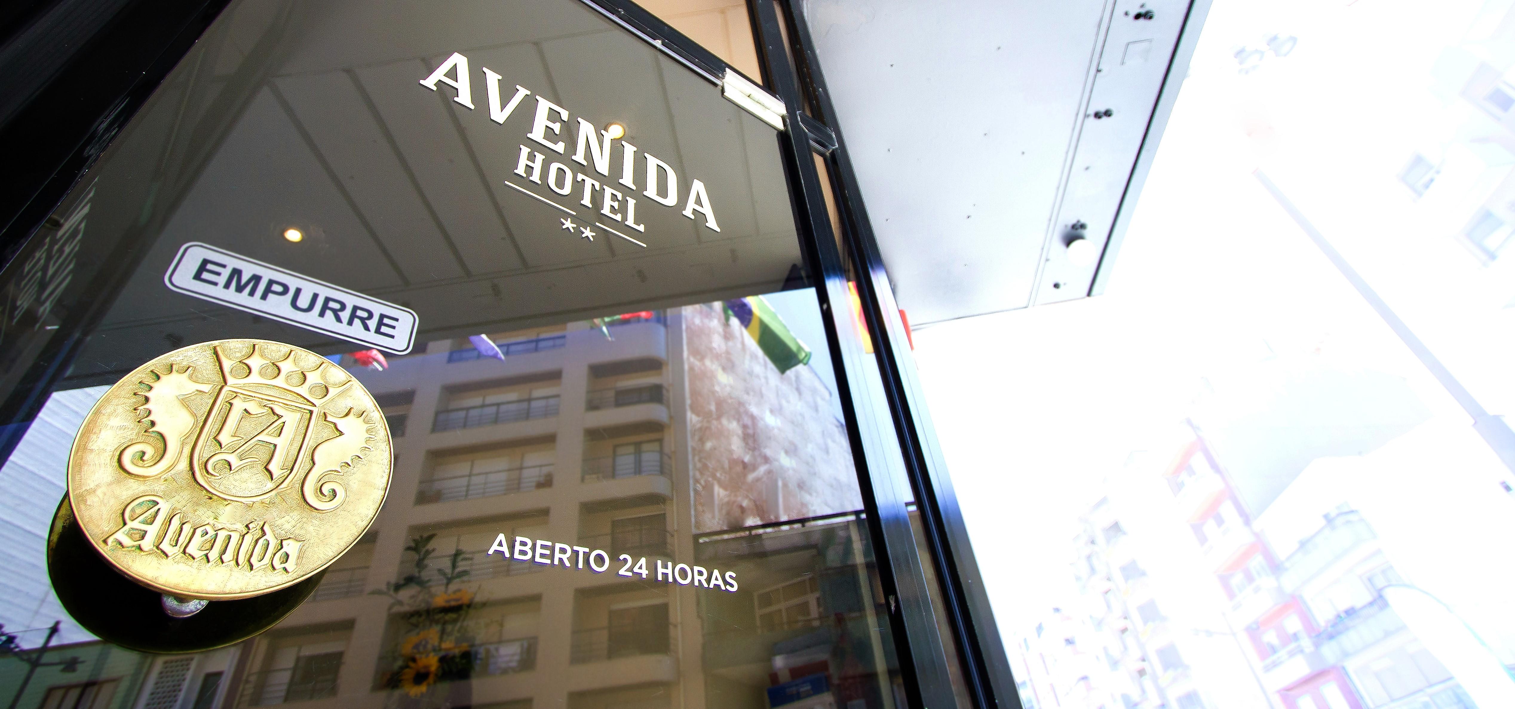 Hotel Avenida โปโว เดอ วาร์ซิม ภายนอก รูปภาพ