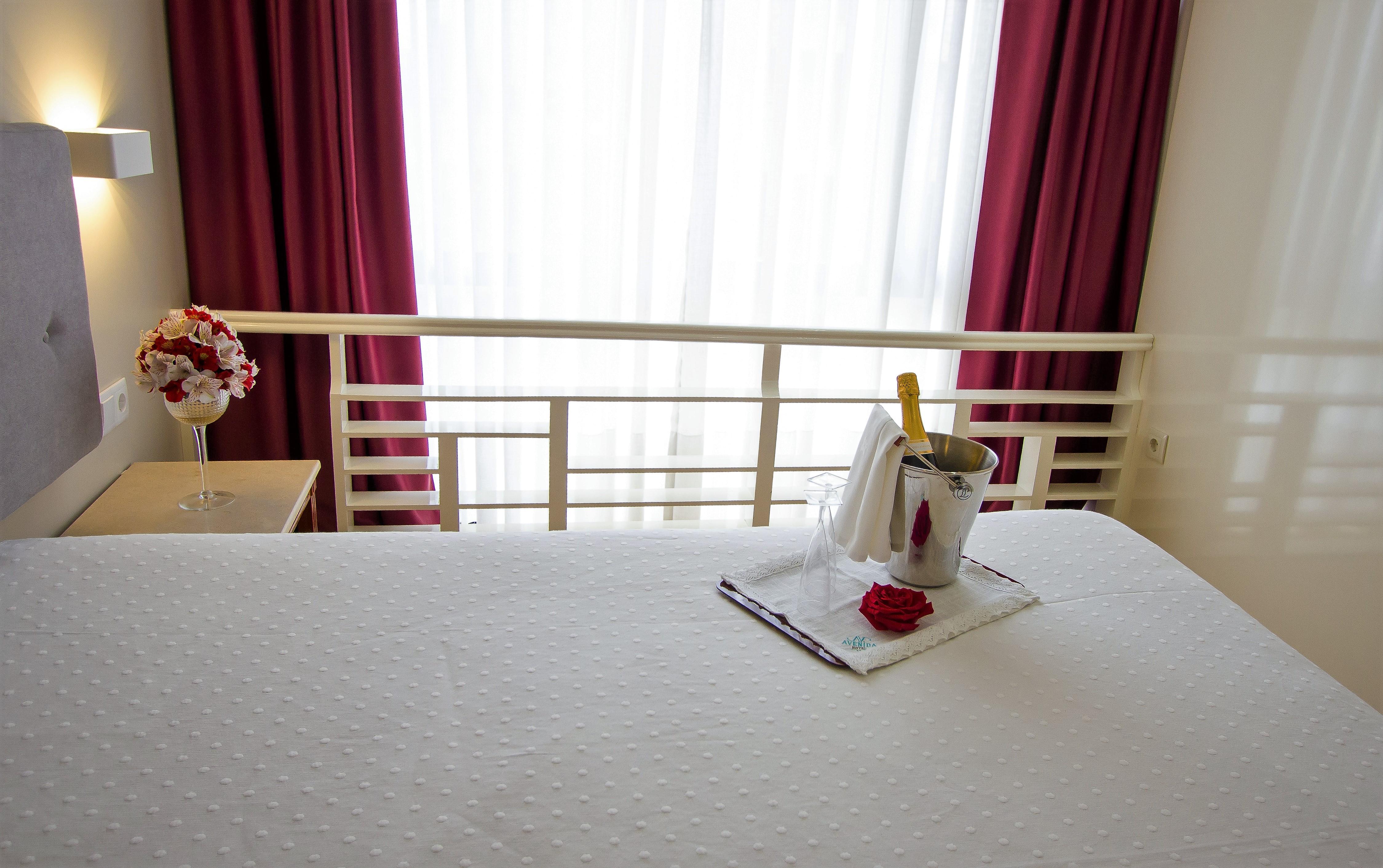 Hotel Avenida โปโว เดอ วาร์ซิม ภายนอก รูปภาพ