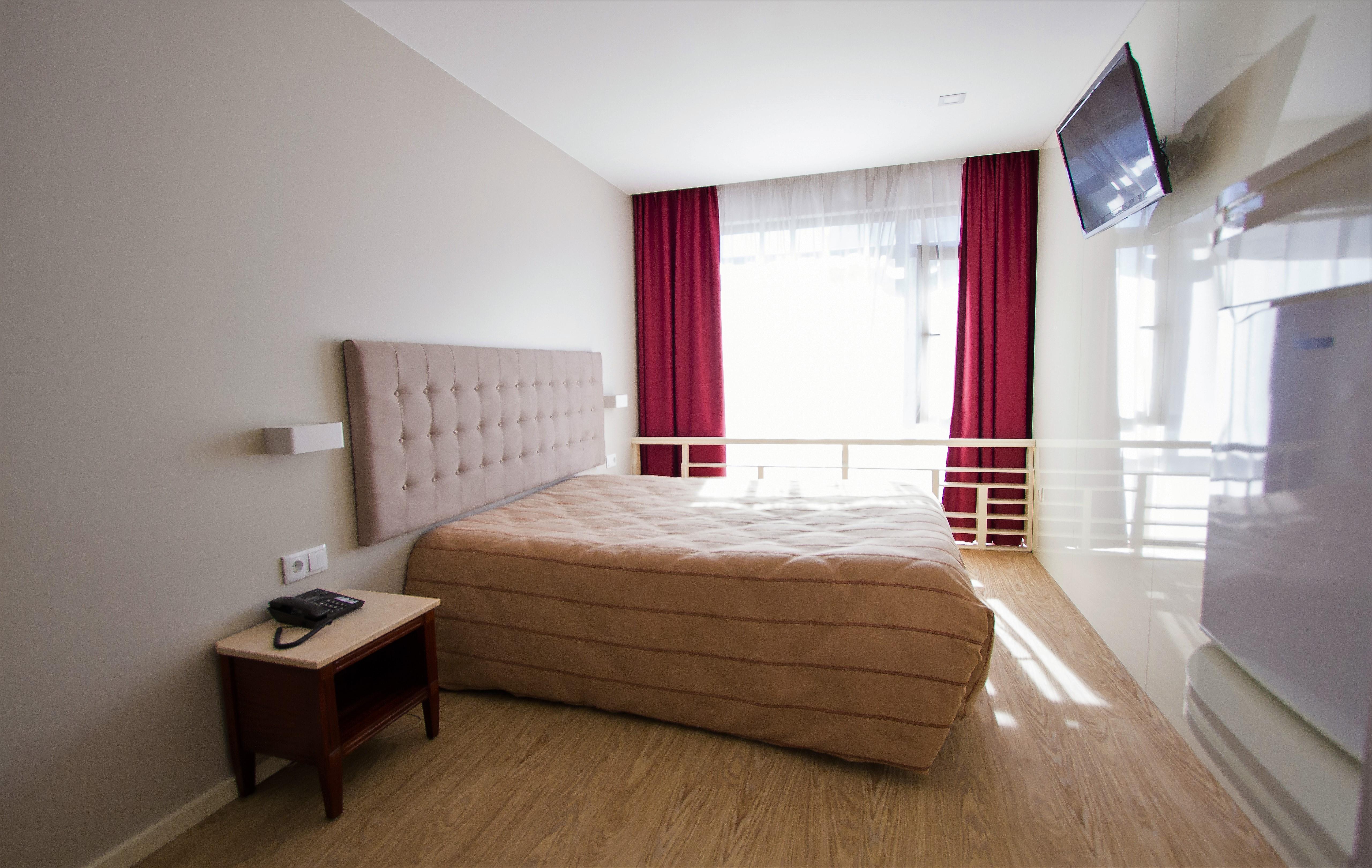 Hotel Avenida โปโว เดอ วาร์ซิม ภายนอก รูปภาพ