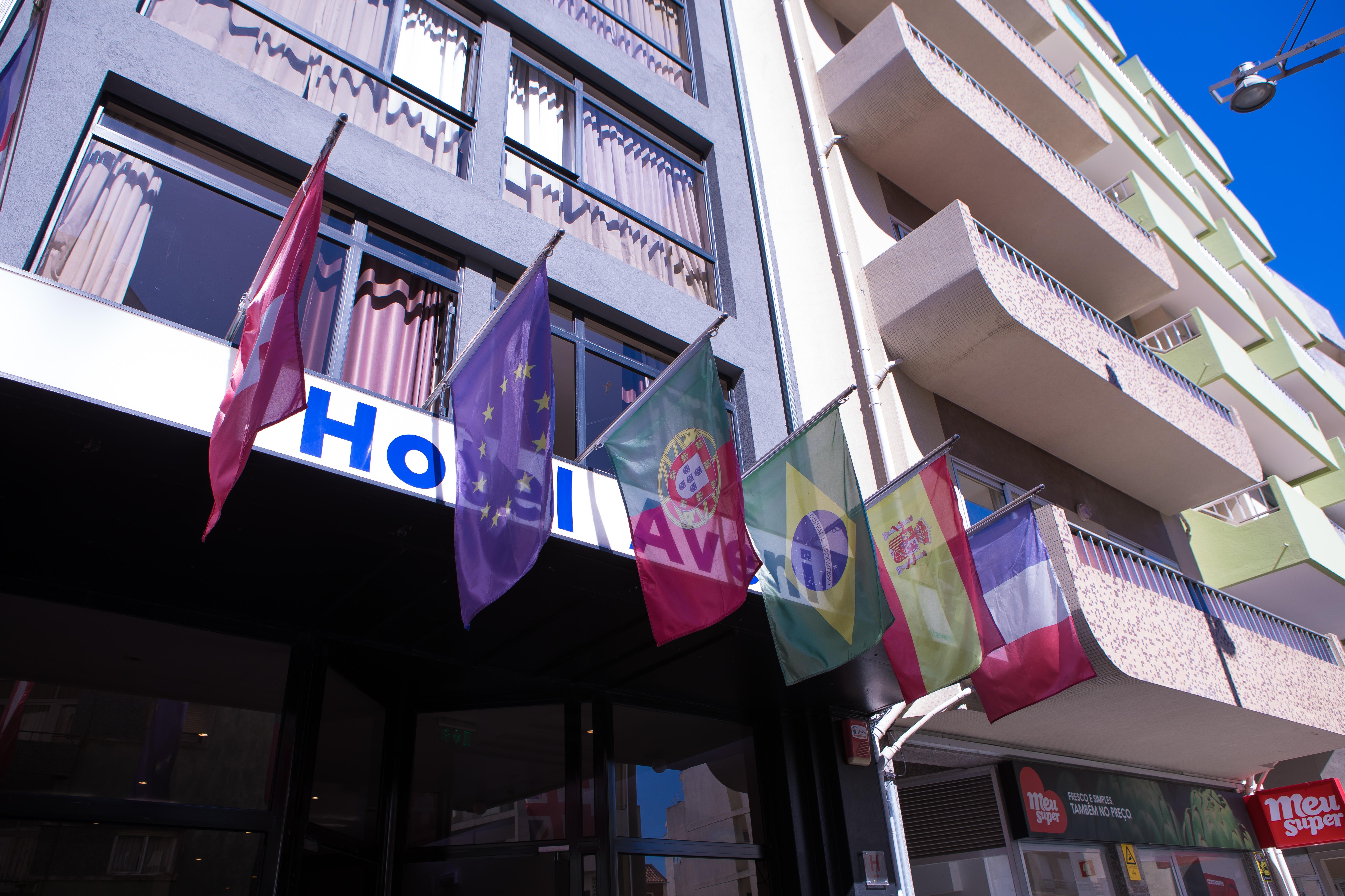 Hotel Avenida โปโว เดอ วาร์ซิม ภายนอก รูปภาพ